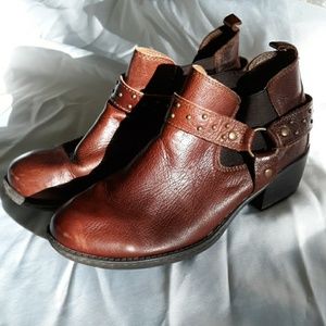 BOC Born Concept Brown Ankle Boots 9.5